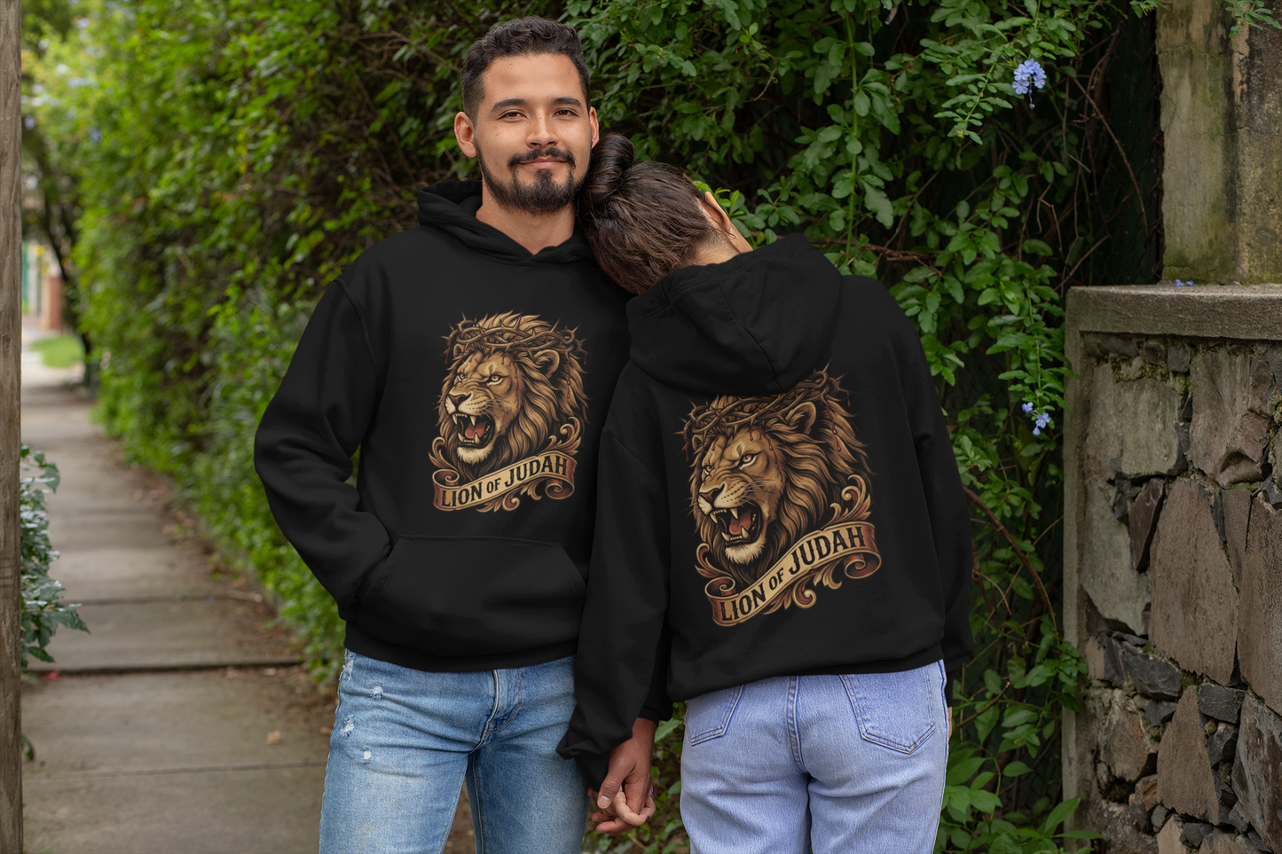 The LION OF JUDAH Heavy Weight Patriotic Christian Hoodie (S-5XL):  Men's and Women's Gildan 18500